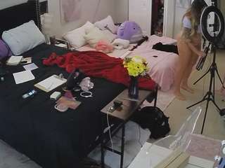 voyeurcam-house-... Live Webcam on CamSoda