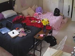 voyeurcam-house-charleys-room