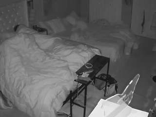 voyeurcam-house-... Live Webcam on CamSoda