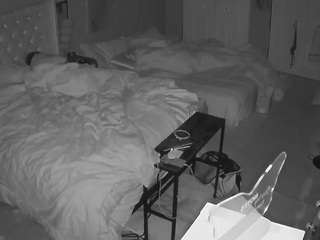 voyeurcam-house-charleys-room