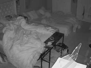 voyeurcam-house-charleys-room