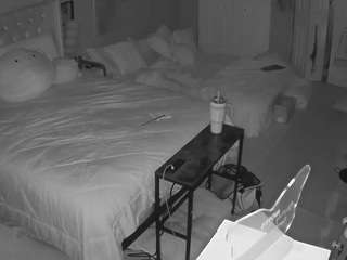 voyeurcam-house-charleys-room