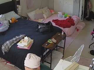 voyeurcam house charleys roo