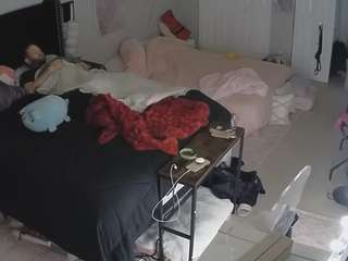 voyeurcam-house-charleys-room
