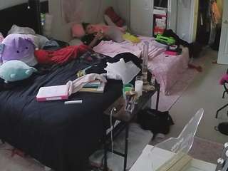voyeurcam-house-charleys-room