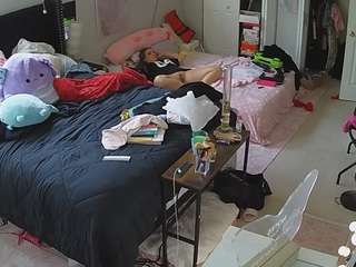 voyeurcam-house-charleys-room