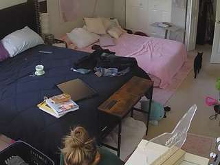 voyeurcam-house-charleys-room