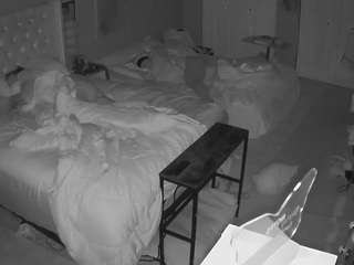 voyeurcam-house-charleys-room