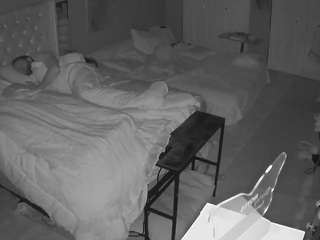 voyeurcam-house-charleys-room