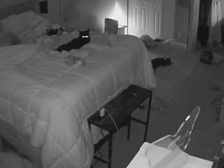 voyeurcam-house-charleys-room
