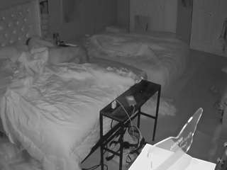 voyeurcam-house-charleys-room