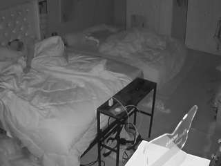 voyeurcam-house-charleys-room