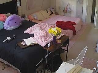 voyeurcam-house-charleys-room