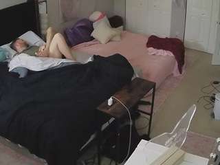 voyeurcam-house-charleys-room