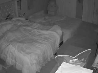 voyeurcam house charleys room
