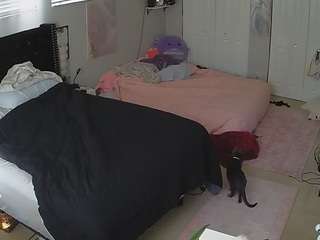 voyeurcam-house-charleys-room - Live Cam