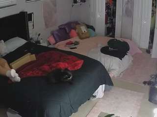 voyeurcam-house-charleys-room