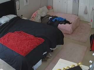 voyeurcam-house-charleys-room camsoda