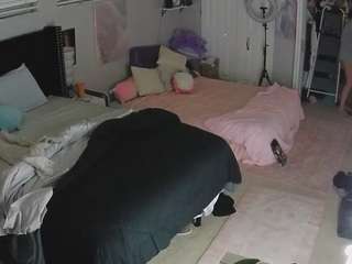 voyeurcam-house-charleys-room Modèle Webcam Profil
