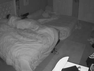 voyeurcam-house-charleys-room Modèle Webcam Profil