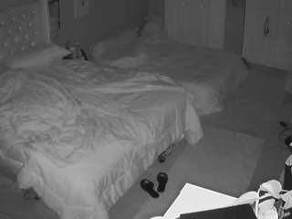 voyeurcam-house-charleys-room Modèle Webcam Profil