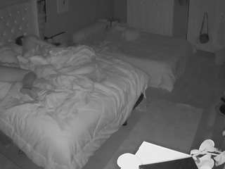 voyeurcam-house-charleys-room