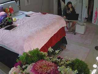 voyeurcam-house-charleys-room