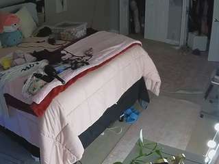 voyeurcam-house-charleys-room