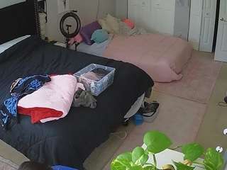 voyeurcam-house-charleys-room