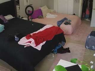 voyeurcam-house-charleys-room Modèle Webcam Profil