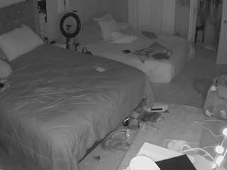 voyeurcam-house-charleys-room