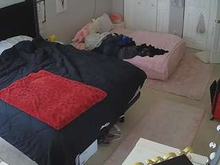 voyeurcam-house-charleys-room