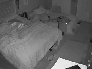 voyeurcam-house-charleys-room