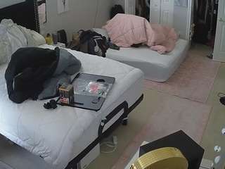 voyeurcam-house-charleys-room