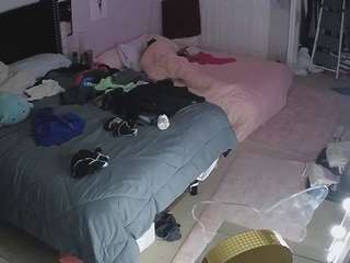 voyeurcam-house-charleys-room