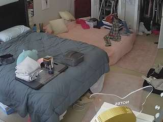 voyeurcam-house-charleys-room