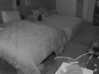 voyeurcam-house-... Live Webcam on CamSoda
