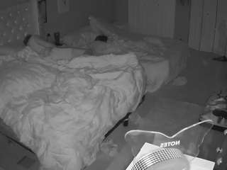 voyeurcam-house-charleys-room