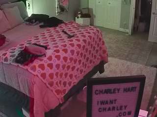 voyeurcam-house-charleys-room camsoda