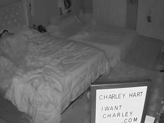 voyeurcam-house-charleys-room