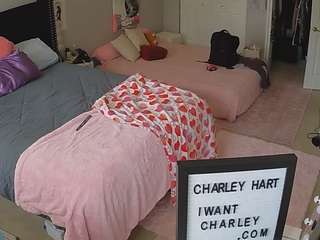 voyeurcam-house-charleys-room camsoda