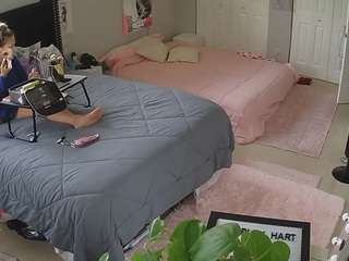 voyeurcam-house-... Live Webcam on CamSoda