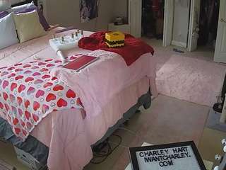 voyeurcam-house-charleys-room