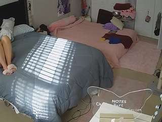 voyeurcam-house-charleys-room