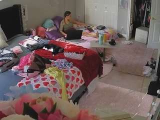 voyeurcam house charleys room