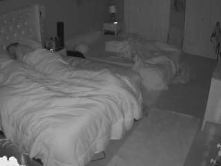voyeurcam-house-... Live Webcam on CamSoda