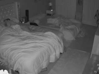 voyeurcam-house-charleys-room