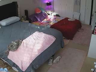 voyeurcam-house-charleys-room