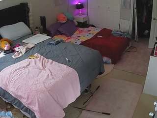 voyeurcam-house-charleys-room camsoda