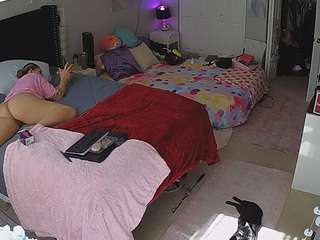 voyeurcam-house-charleys-room camsoda
